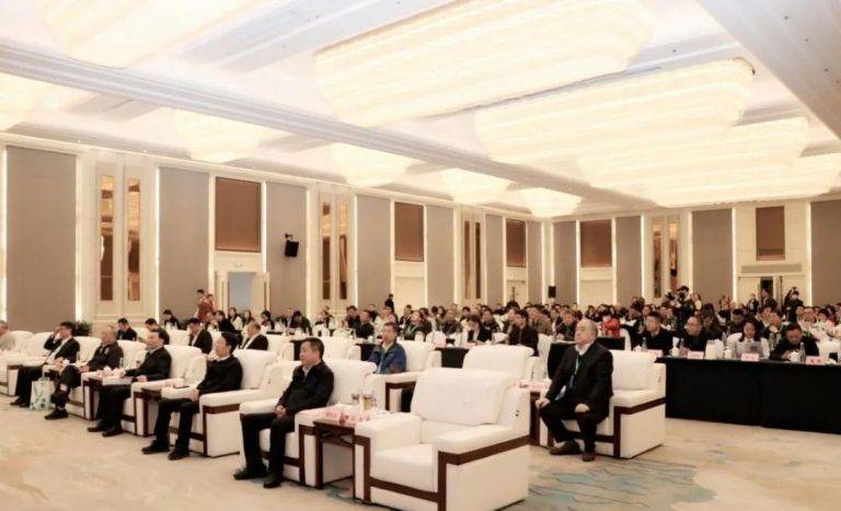 乐竞官方网站荣获“中国实验室绿色技术贡献奖”|第三届中国实验室绿色技术国际报告会圆满落幕